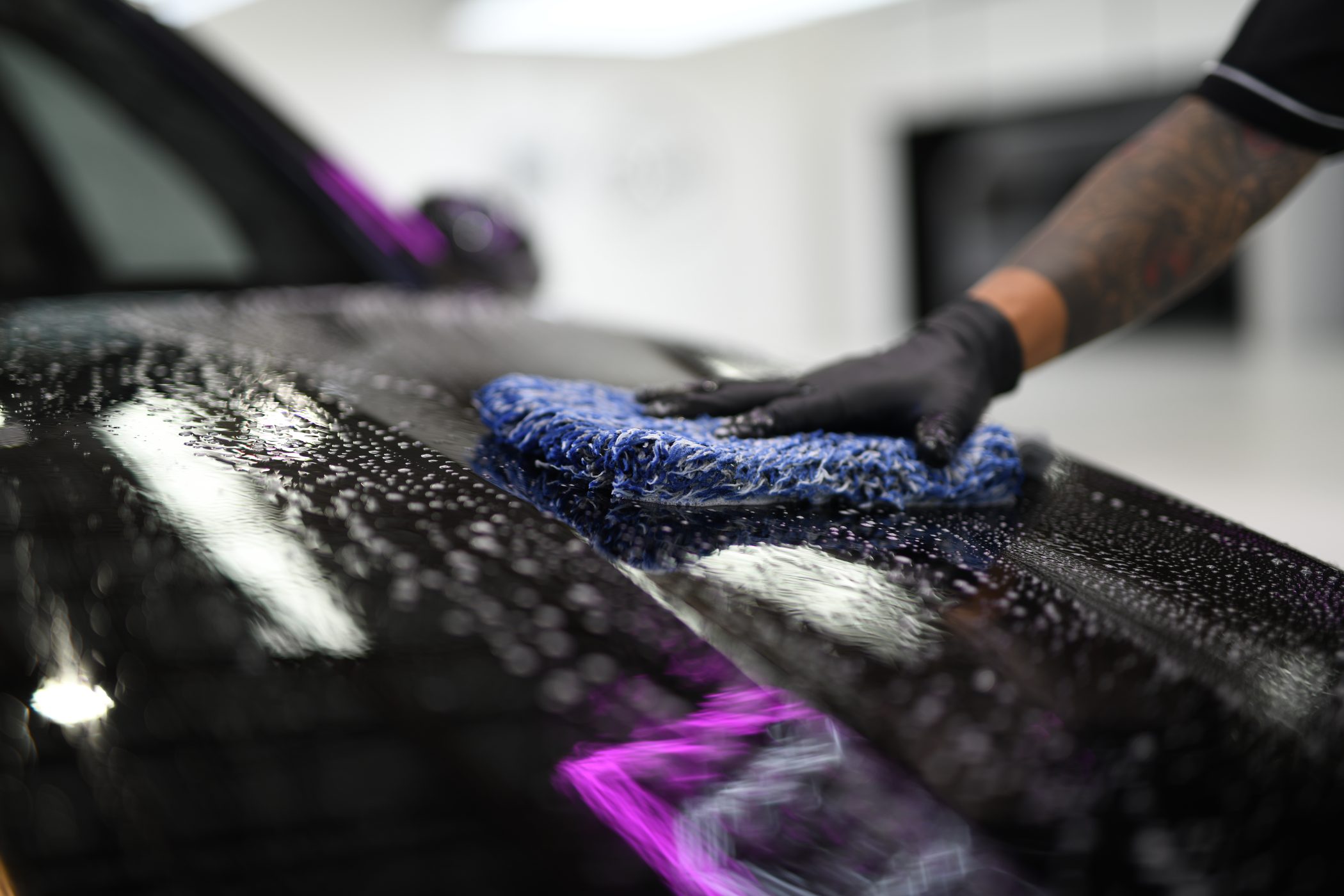 Wash during Scrubs cut and polish process